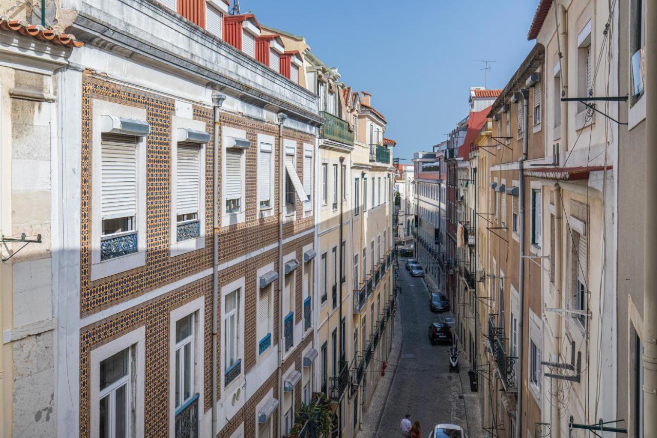 Condessa 2Bdr Duplex By Lovelystay Lisboa Exterior foto