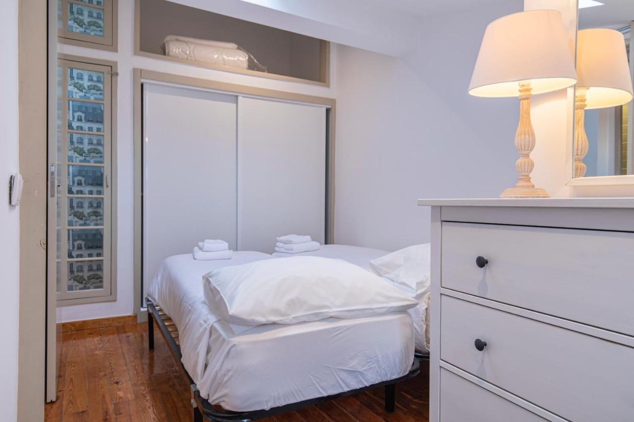 Condessa 2Bdr Duplex By Lovelystay Lisboa Exterior foto
